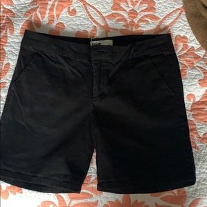 Mid-thigh shorts